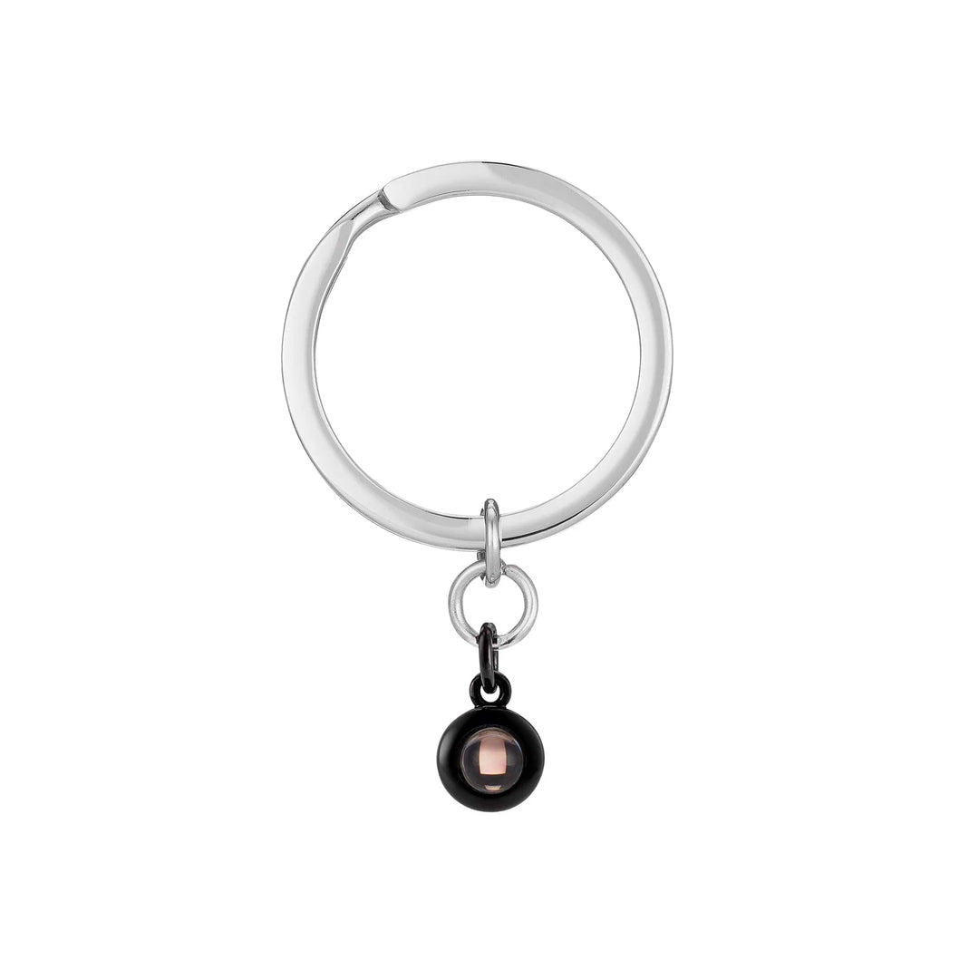 Circle Keychain photo projection