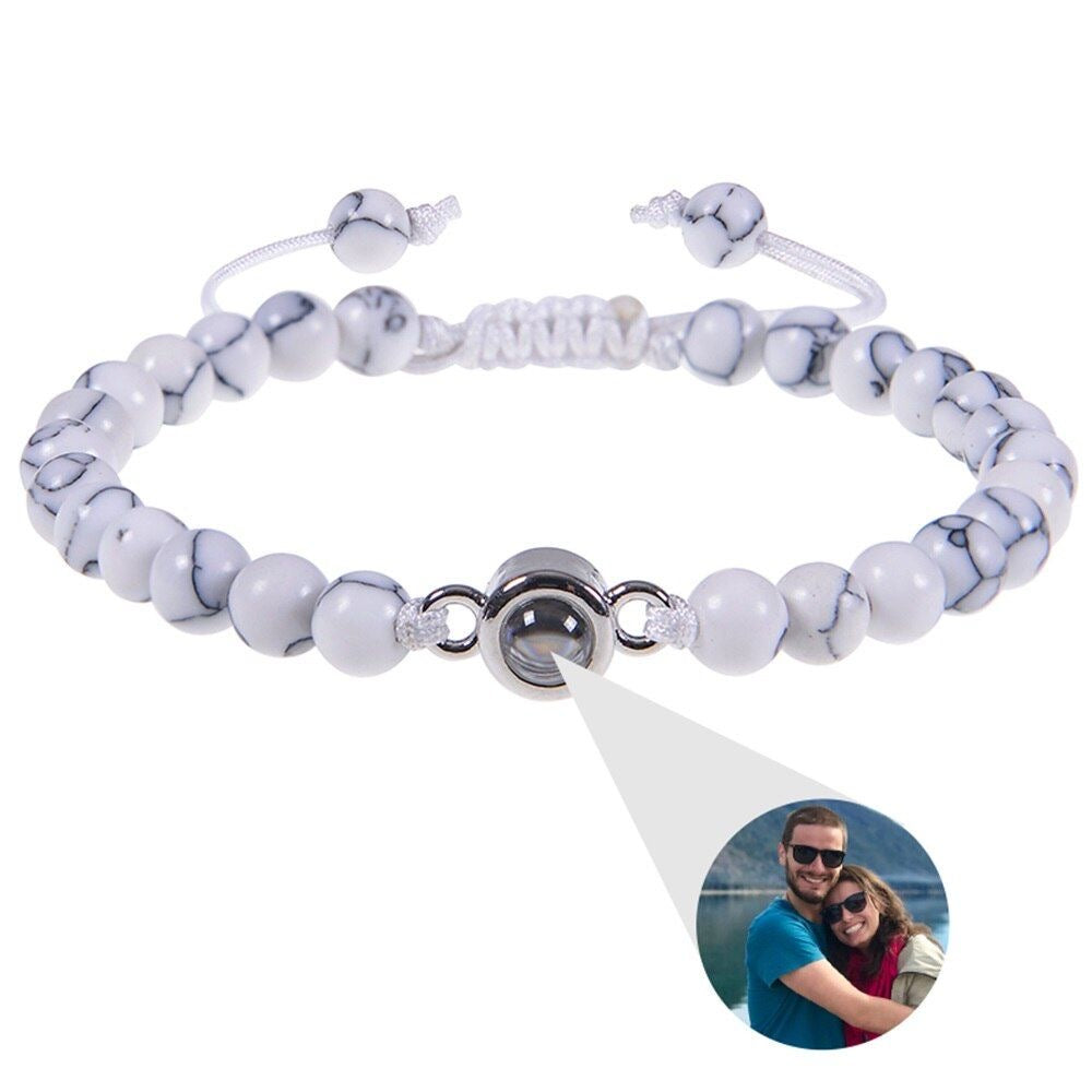 The photo projection stone beads bracelet